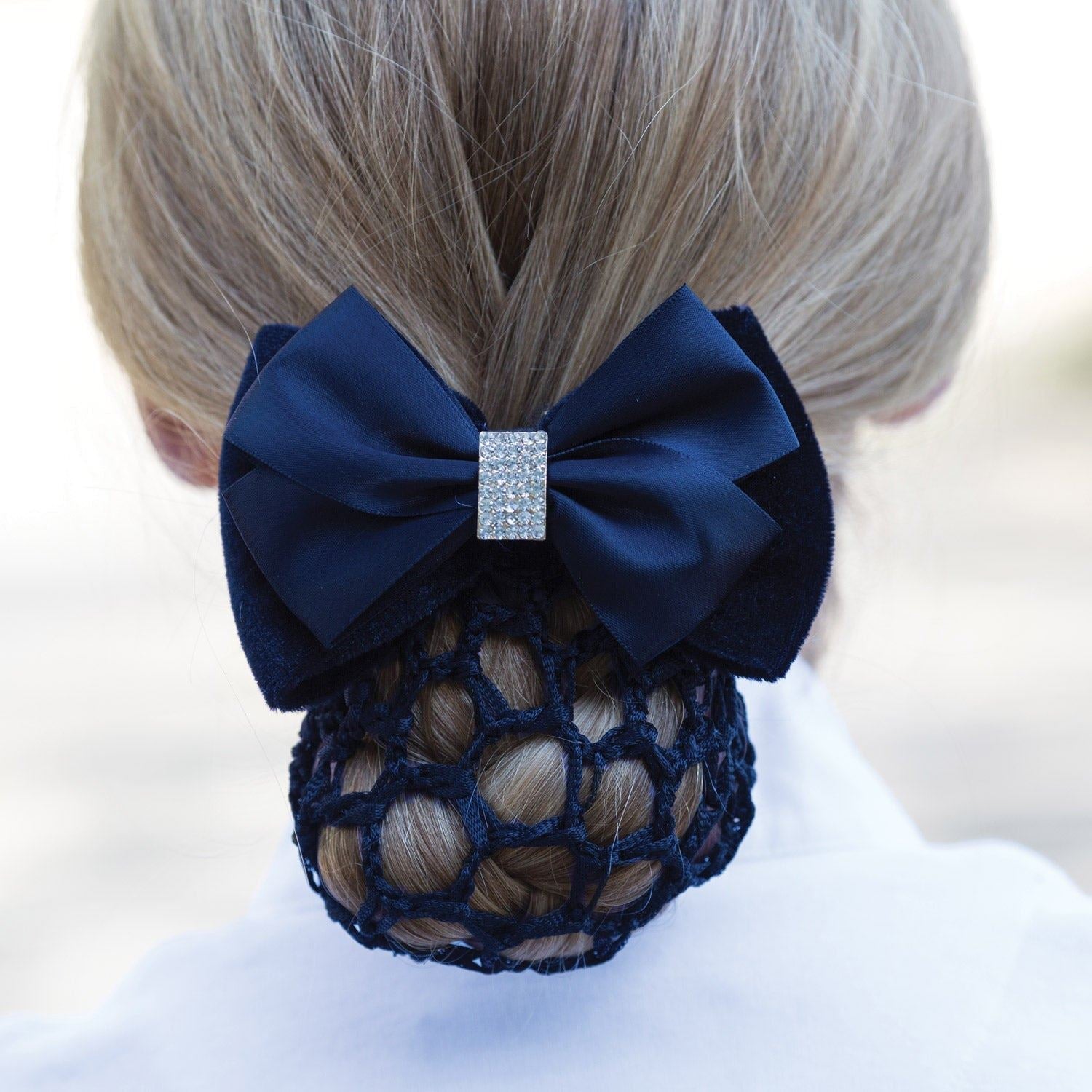Dressage Crystal Bow & Net - Equetech
