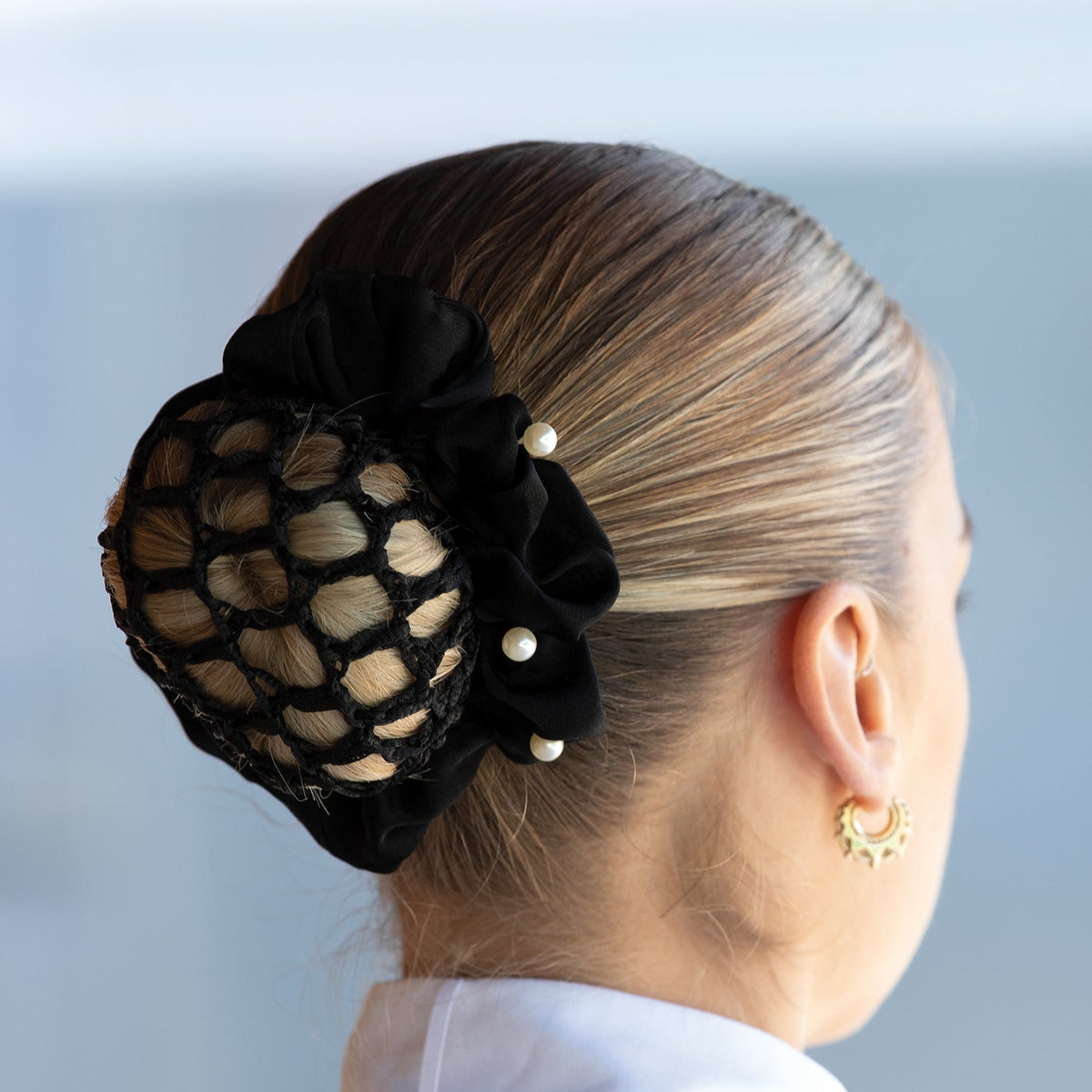 Satin Pearl Hair Scrunchies - Equetech