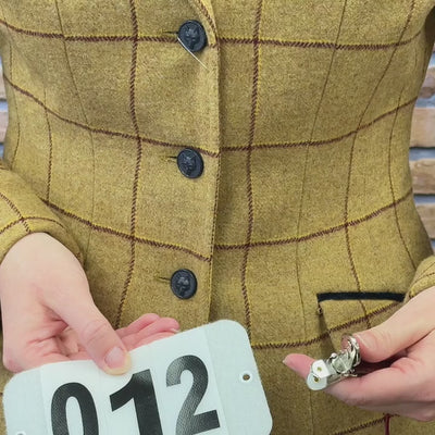 Equetech Showing Number Clips video